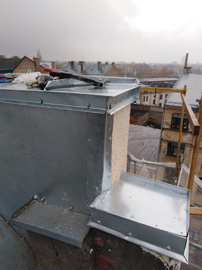 Metāla seguma jumta remontdarbi